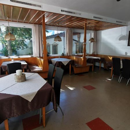 Gasthof Zum Loewen Landeck Esterno foto